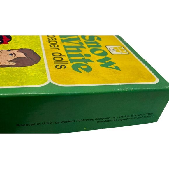 Vintage 1979 Walt Disney Snow White & The Prince Paper Dolls Kit Two Dolls & 23- - Picture 5 of 11